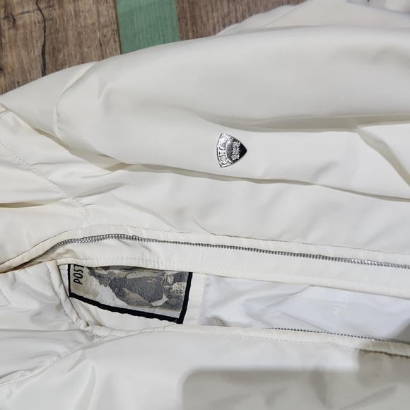 Jacket - Picture 6 of 6